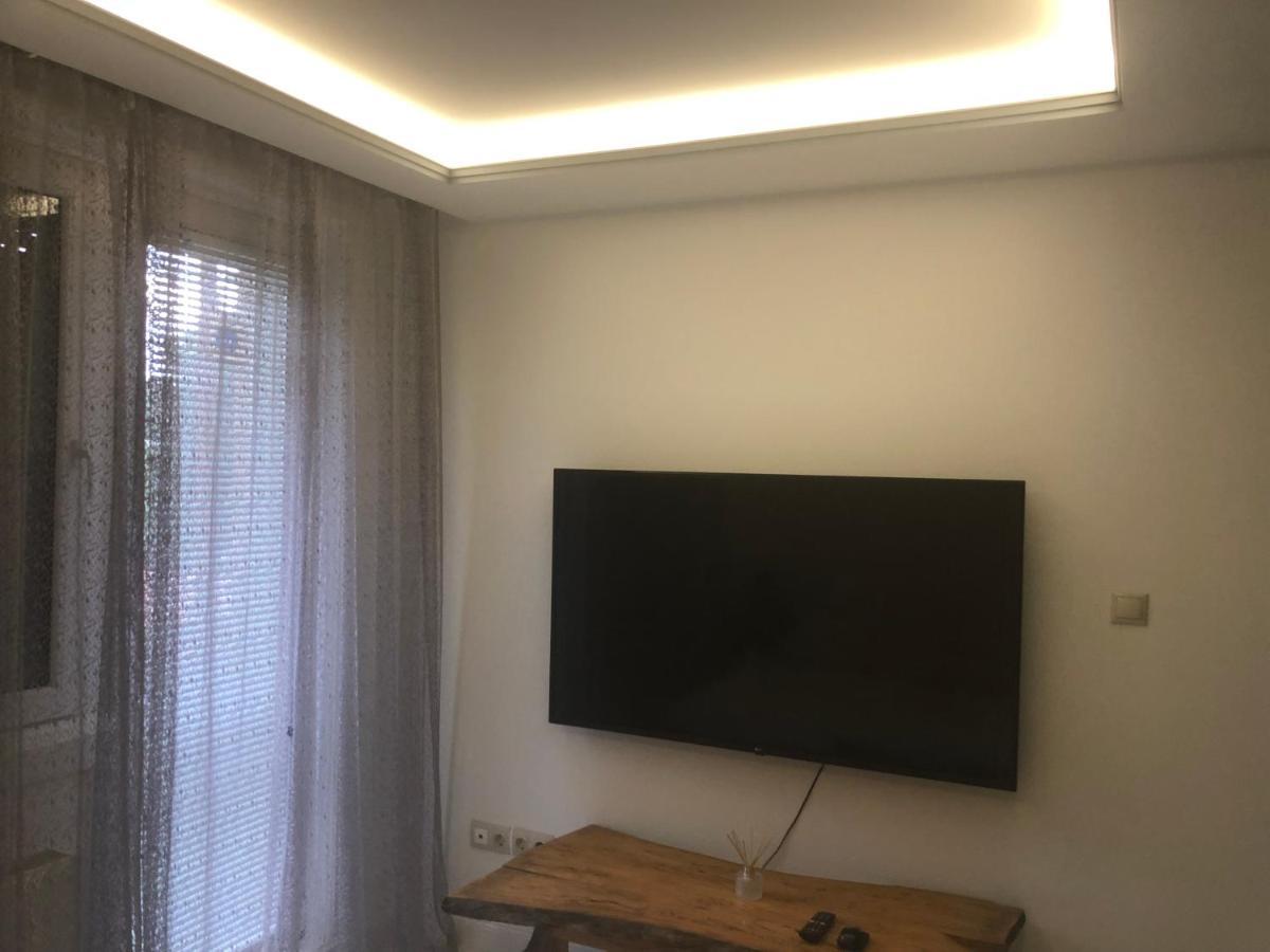 Bezso Apartman Hajduszoboszlo Bagian luar foto